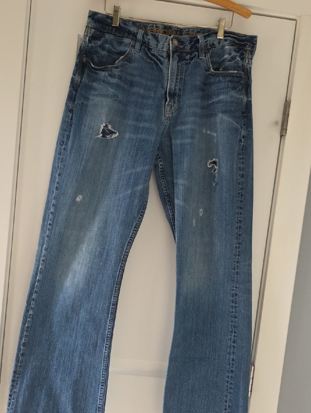 American Eagle Outfitters Faded Distressed Blue Denim Jeans